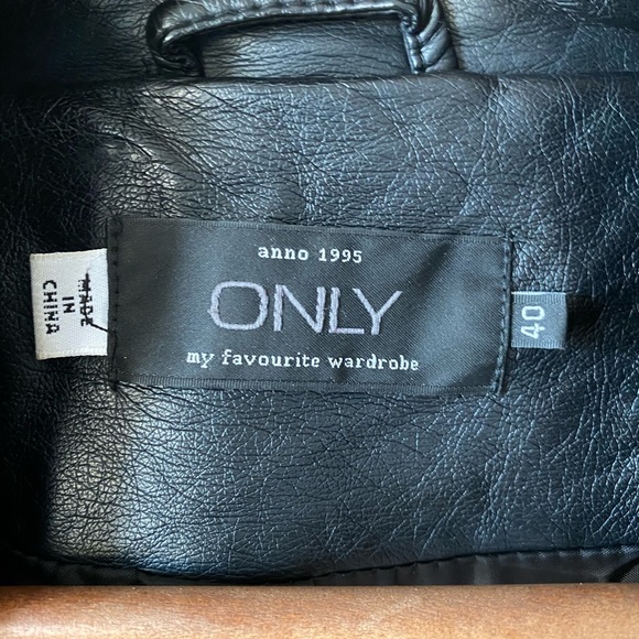 ONLY Motorcycle Jacket - Picture 2 of 5